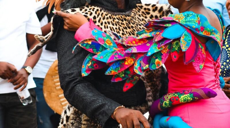 Wiseman Mncube a teka ntombi ya ka Ngobeni hi nkhuvo wa ndhavuko